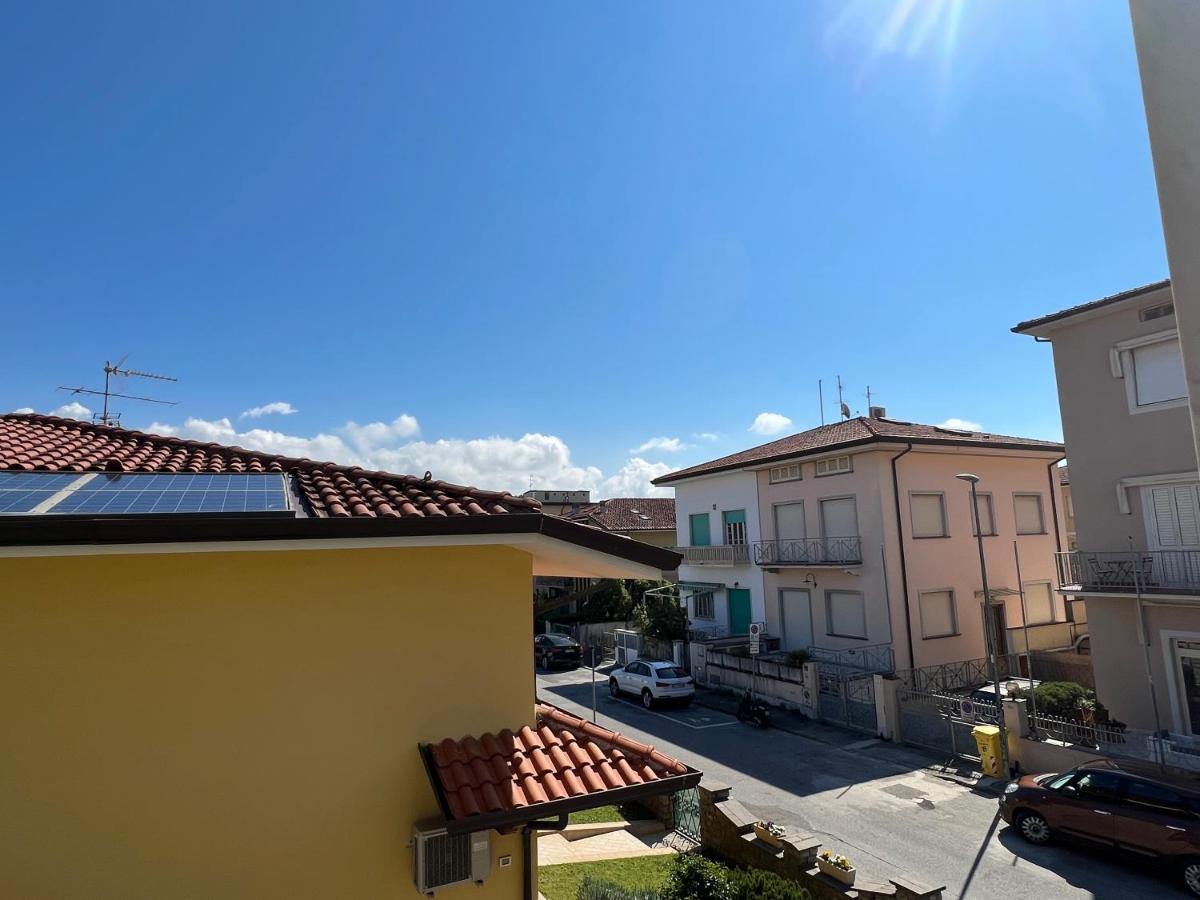 Villa Sophia Mare 1 ลิโด ดิ กามาโยเร ภายนอก รูปภาพ
